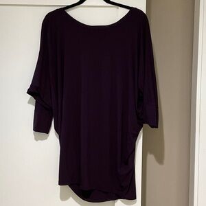 Elegant Purple Women's Top with wide sleeves